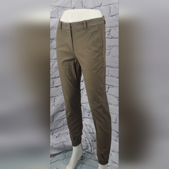 Kit and Ace Women's Joggers Pants Army Green Size 6 US - Picture 4 of 13